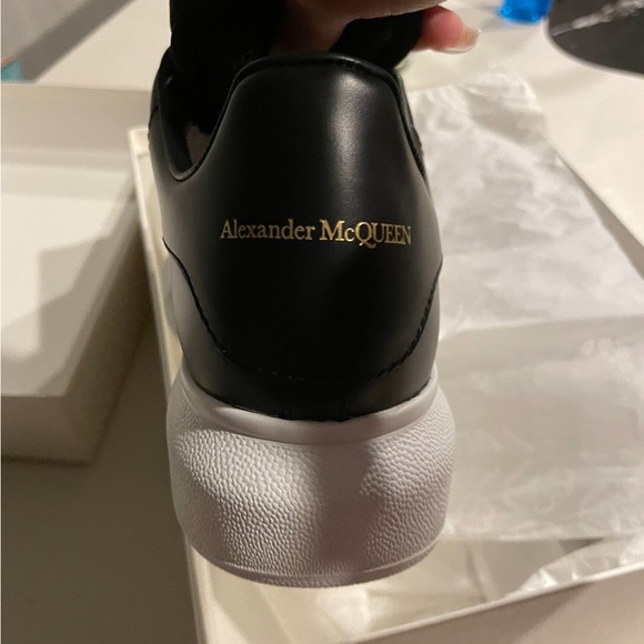 Brandnew Alexander McQueens - Picture 3 of 3